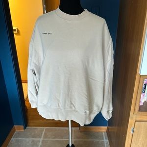 White Fox sweat set - matching sweatshirt and sweatpants